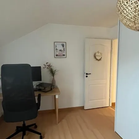 Apartment Nice Spacious Cocoon With Balcony In